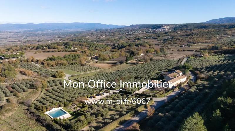 Propriété - 426 m² - 12 pièces