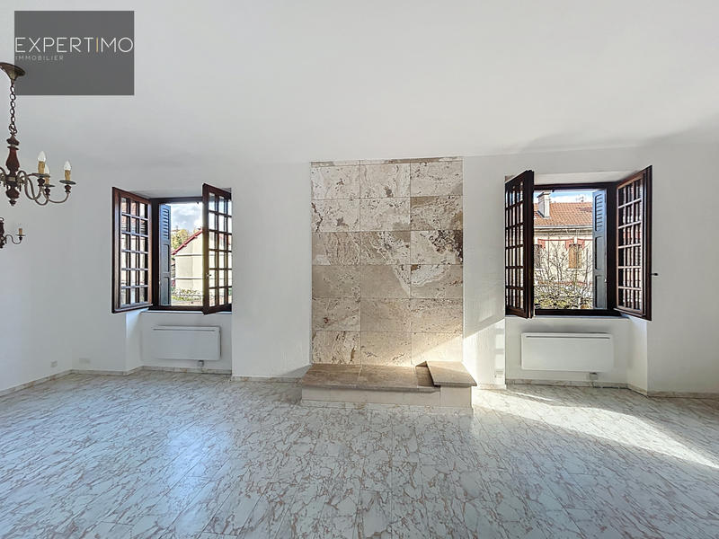 Maison - 102 m² - 5 pièces