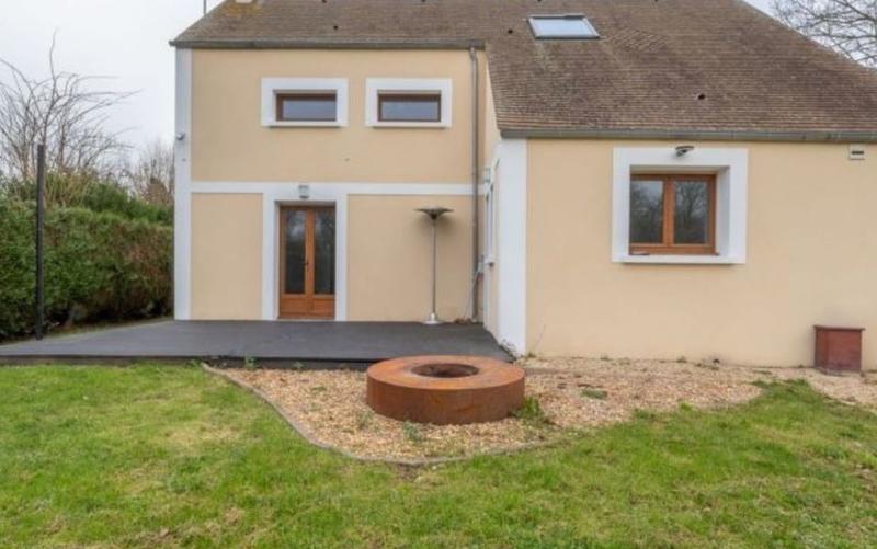 Maison traditionnelle - 212 m² - 6 pièces