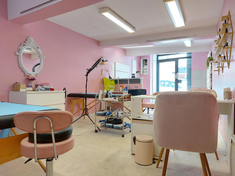 Local commercial - 40 m² - 3 pièces