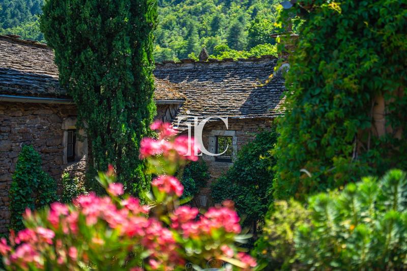 Maison - 167 m² - 6 pièces