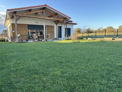 Maison - 93 m² - 3 pièces