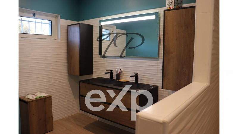 Villa - 330 m² - 10 pièces