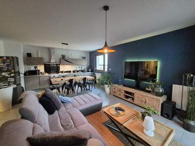 Appartement - 70 m² - 3 pièces