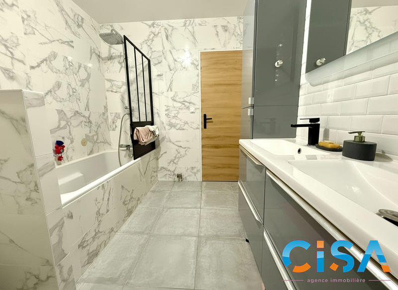 Maison - 125 m² - 6 pièces