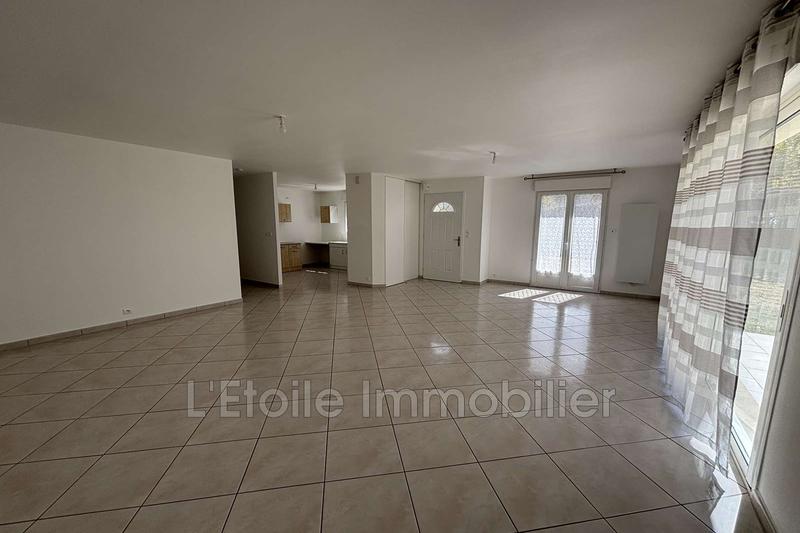 Maison - 102 m² - 4 pièces