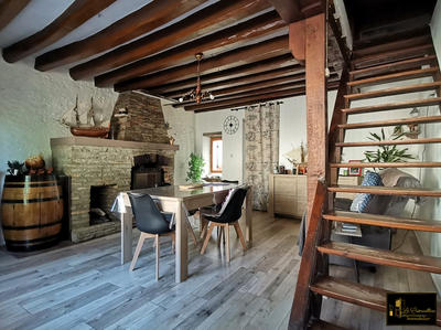 Maison ancienne - 94 m² - 5 pièces