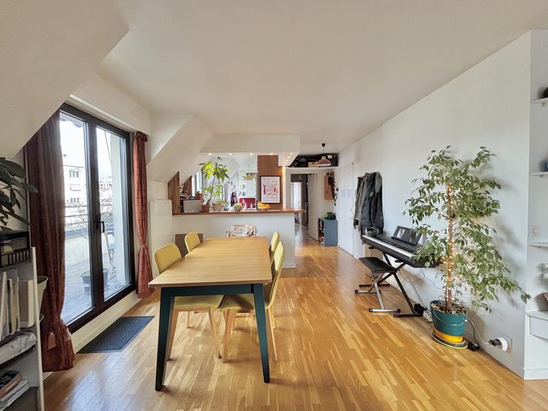 Appartement - 85 m² - 3 pièces