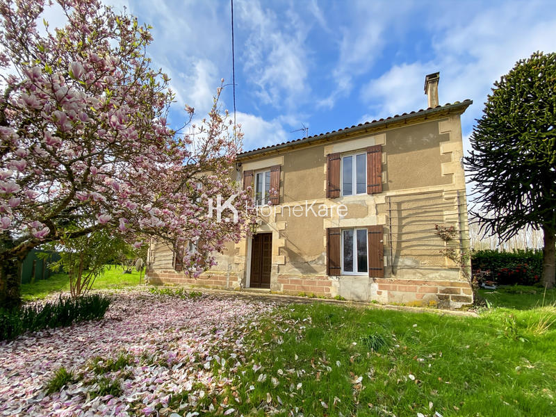 Maison - 230 m² - 6 pièces
