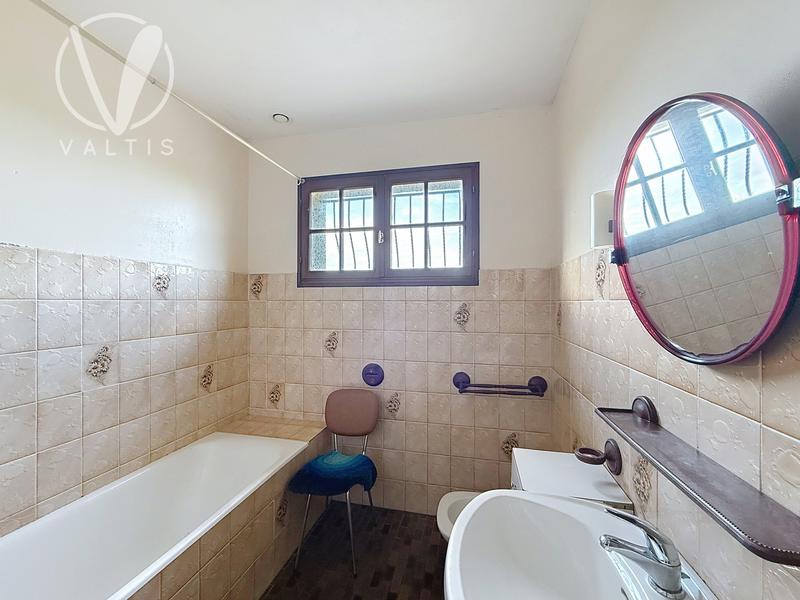 Maison - 154 m² - 8 pièces