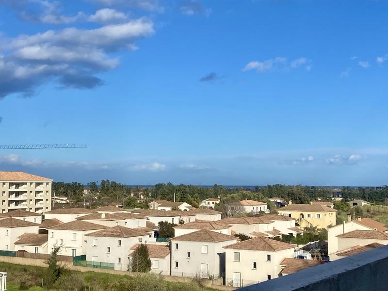 Appartement - 81 m² - 3 pièces