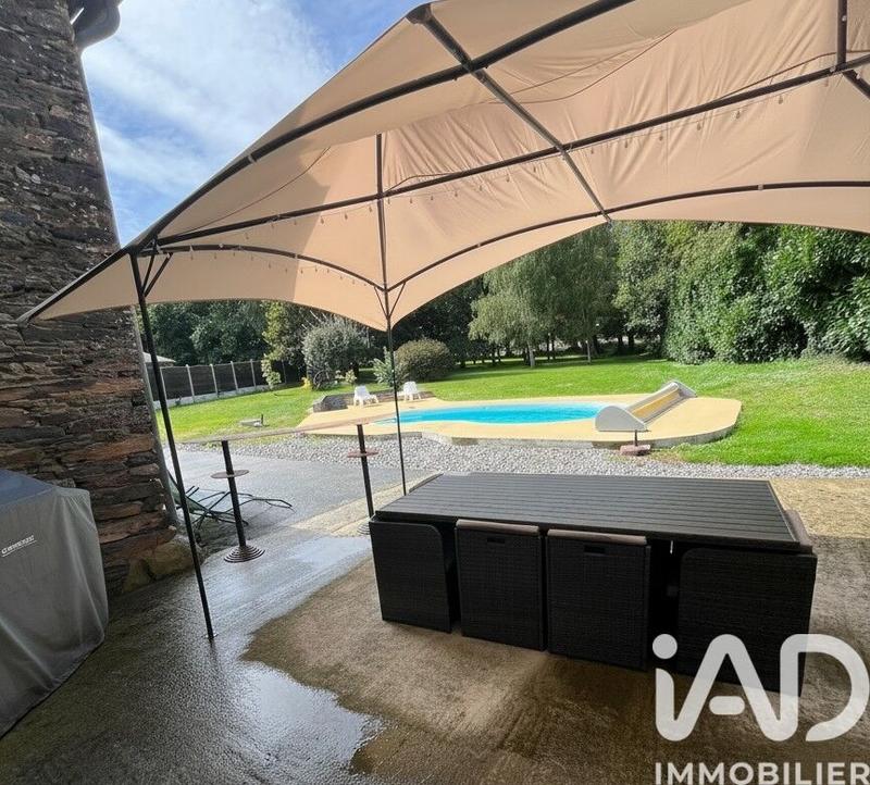 Maison - 360 m² - 16 pièces