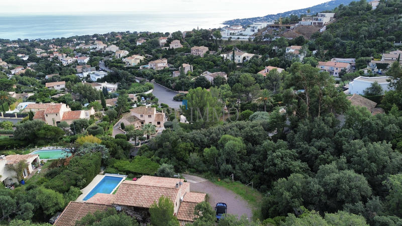 Maison - 163 m² - 6 pièces