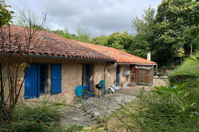 Maison - 300 m² - 7 pièces