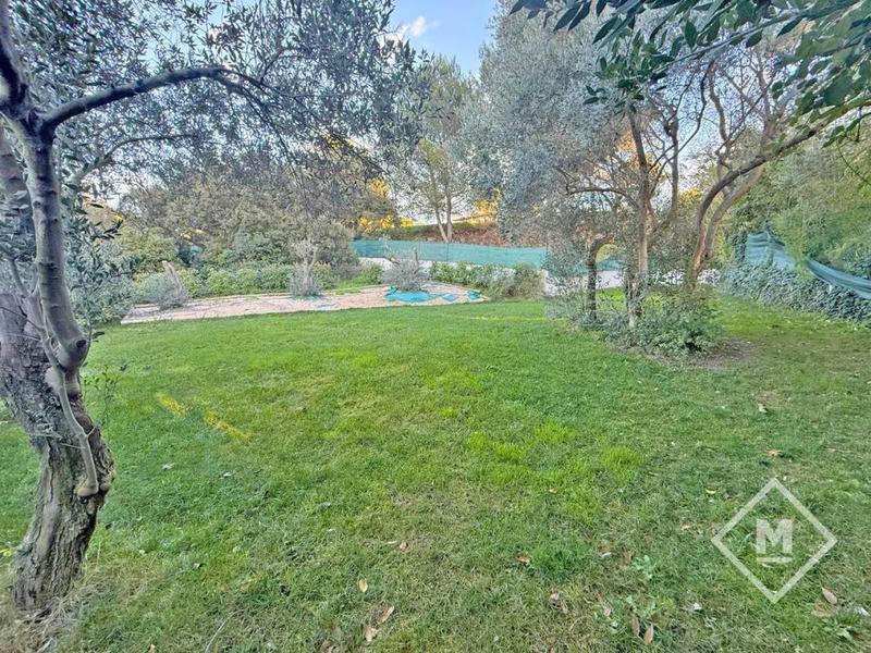 Maison d'architecte - 250 m² - 7 pièces