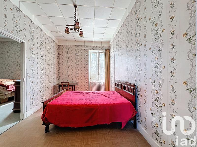 Maison - 228 m² - 19 pièces