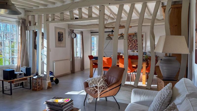 Maison - 180 m² - 5 pièces