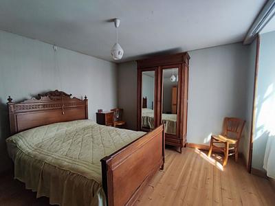 Maison - 168 m² - 7 pièces