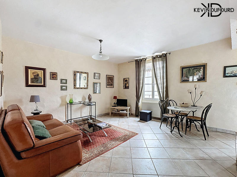 Propriété - 130 m² - 6 pièces