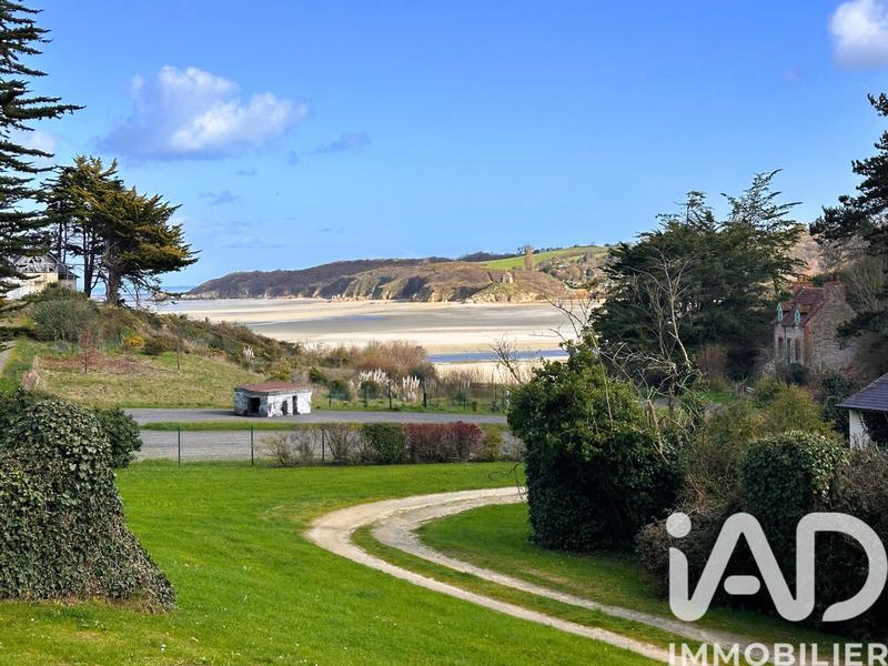 Maison - 210 m² - 7 pièces