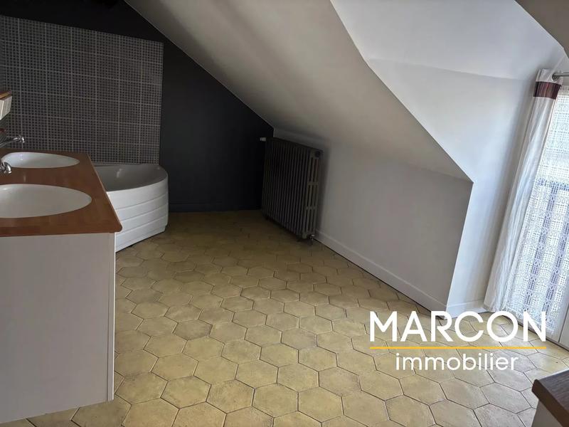 Maison - 175 m² - 6 pièces