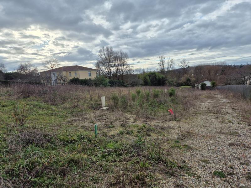 Terrain constructible - 1 199 m²