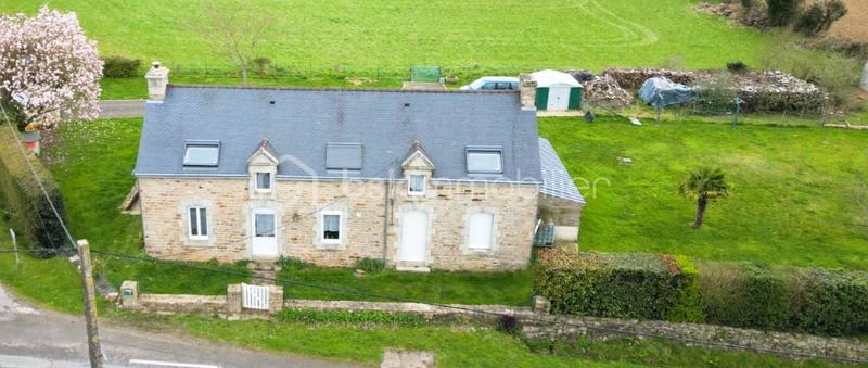 Maison en pierre - 143 m² - 5 pièces