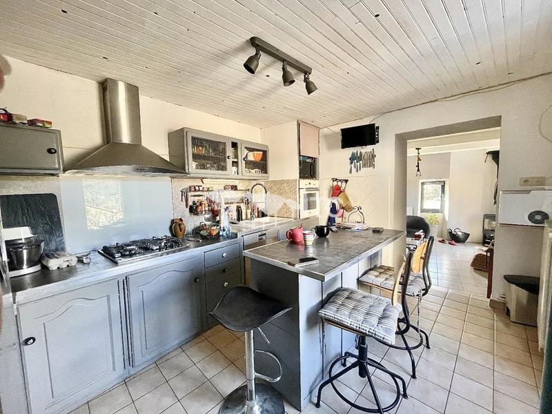 Maison en pierre - 163 m² - 4 pièces