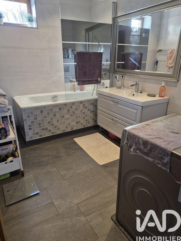 Maison - 140 m² - 7 pièces