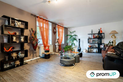 Maison - 346 m² - 18 pièces