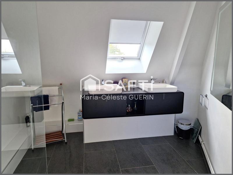 Maison - 180 m² - 6 pièces