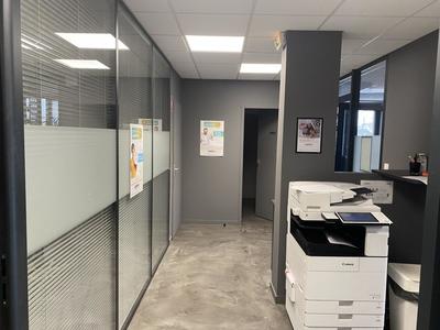 Local commercial - 193 m²