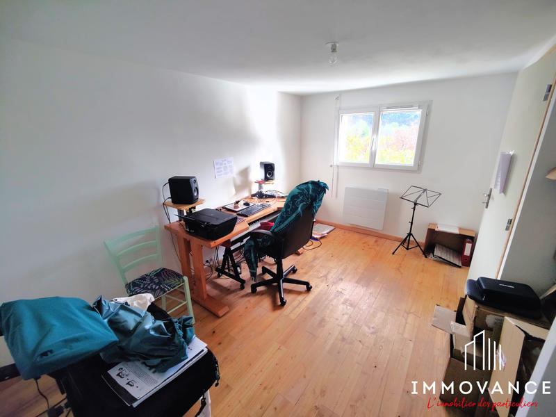 Maison traditionnelle - 133 m² - 7 pièces