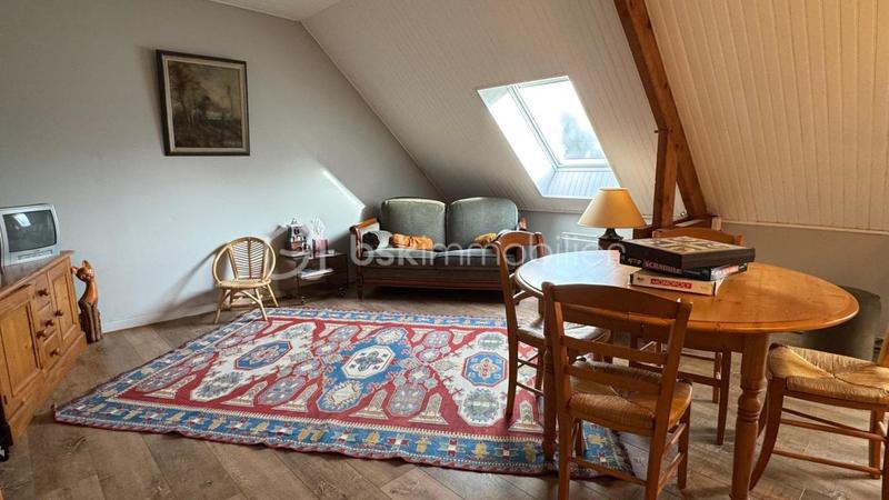 Maison traditionnelle - 132 m² - 7 pièces