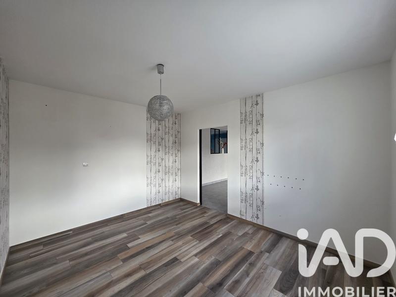 Maison - 162 m² - 8 pièces