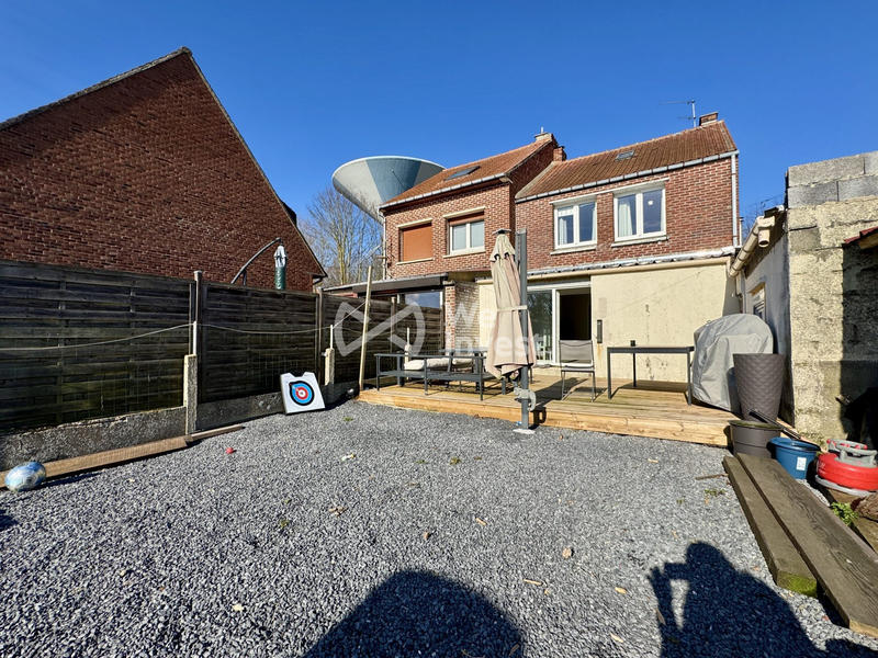 Maison - 98 m² - 4 pièces