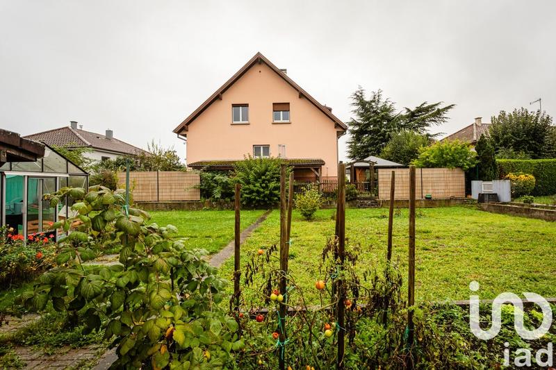 Maison - 219 m² - 8 pièces