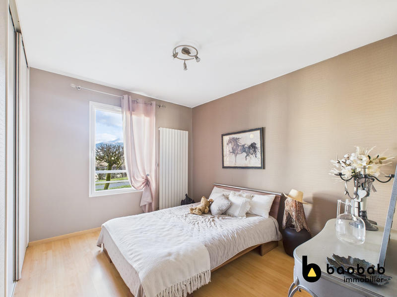 Appartement - 100 m² - 4 pièces