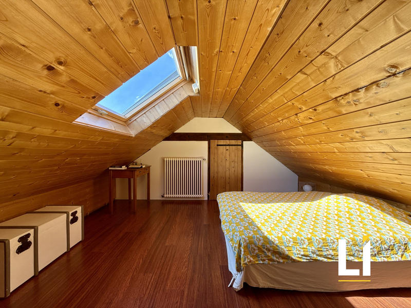 Appartement - 161 m² - 5 pièces