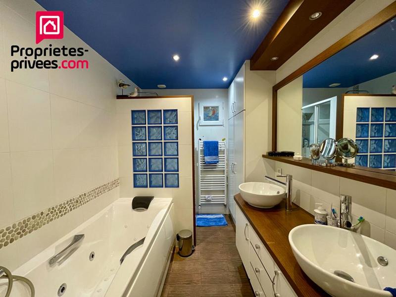 Maison - 103 m² - 7 pièces