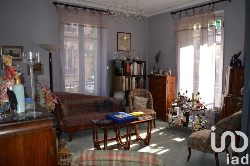 Maison de ville - 216 m² - 10 pièces