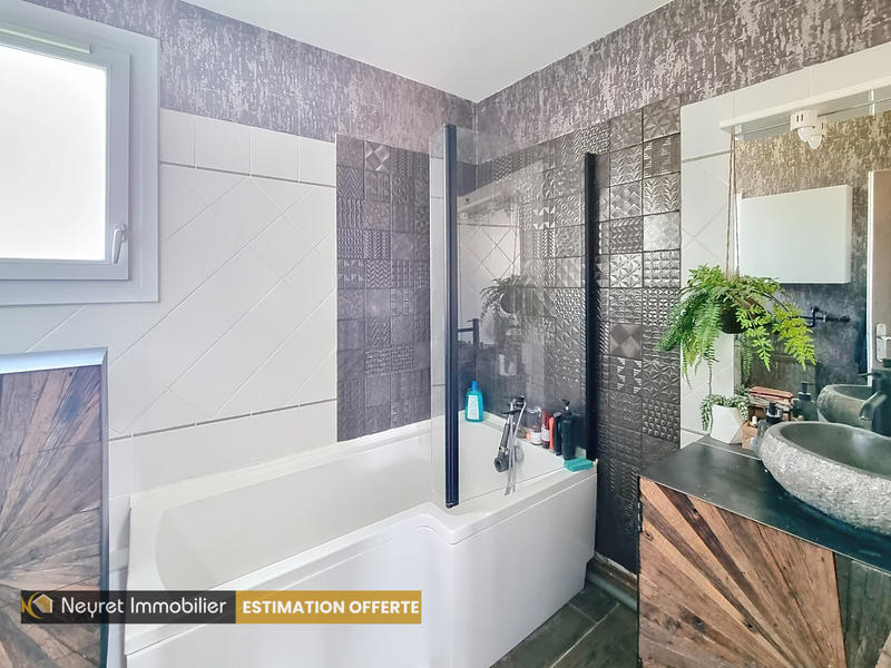 Maison - 125 m² - 4 pièces