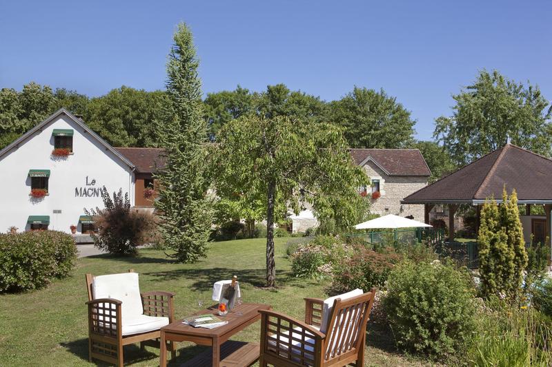 Fonds de commerce - Hôtellerie / Restauration - 1 200 m²