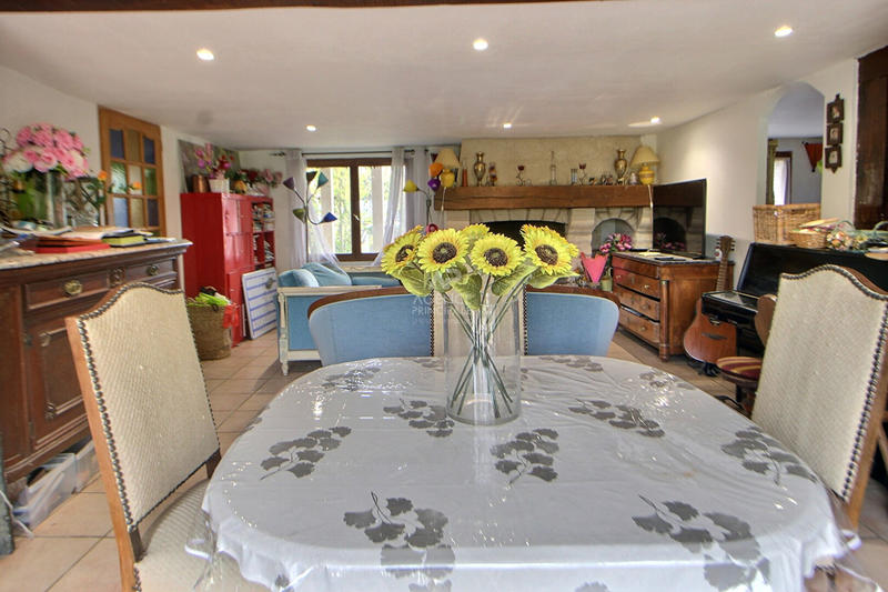 Maison - 130 m² - 7 pièces