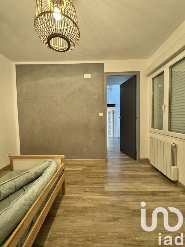 Maison - 95 m² - 5 pièces