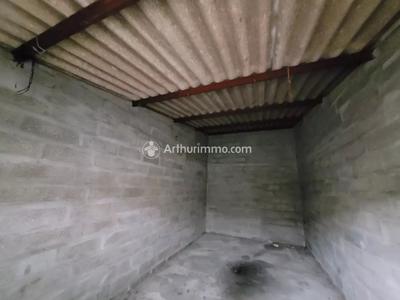 Parking / Garage - 18 m²