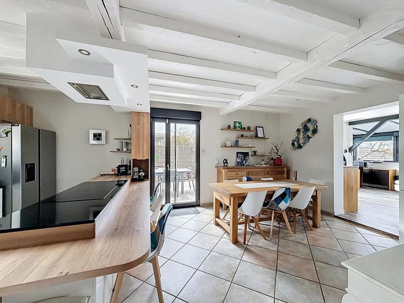 Maison - 145 m² - 5 pièces