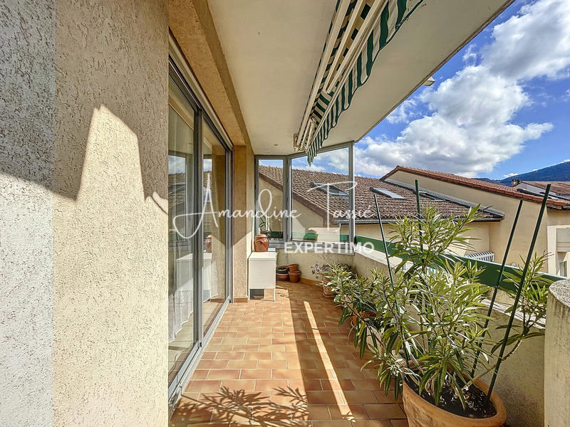 Appartement - 135 m² - 5 pièces