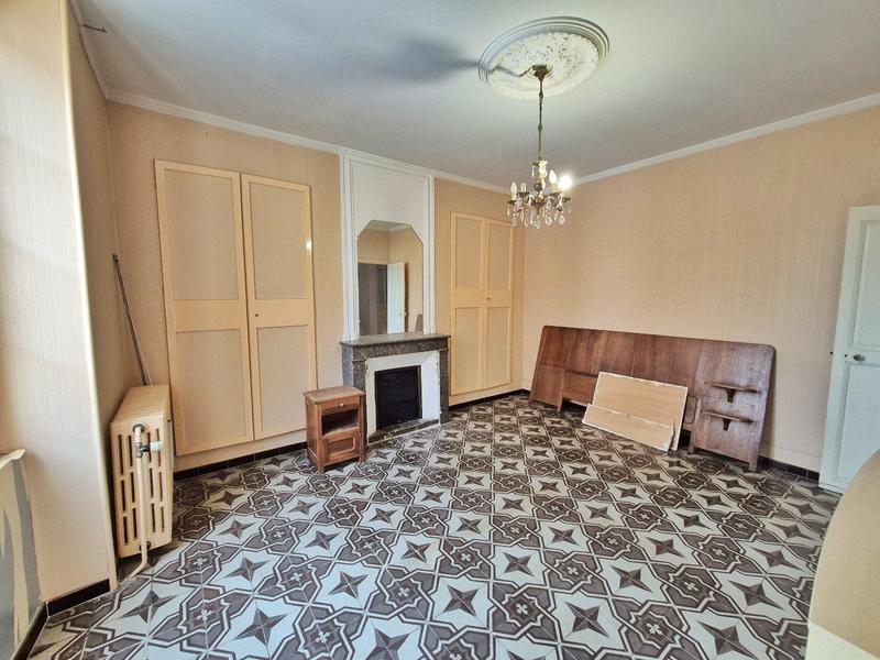 Maison - 170 m² - 8 pièces