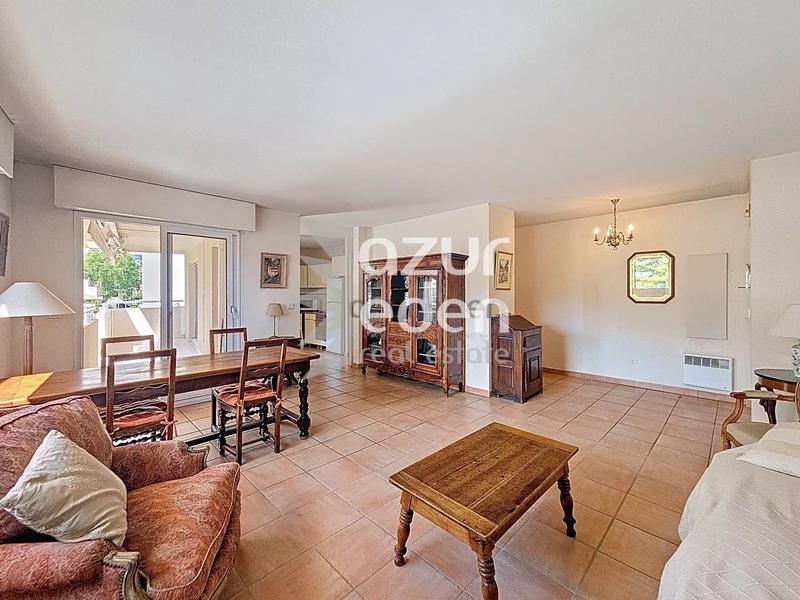 Appartement - 89 m² - 4 pièces